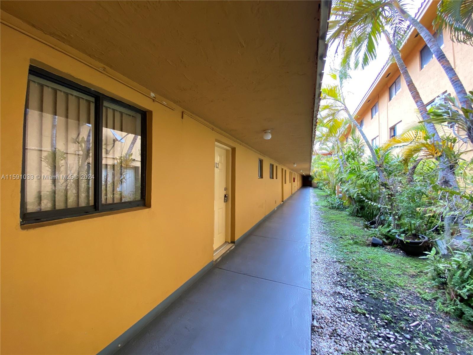 ROYAL PALM 47 CONDO - Residential Lease