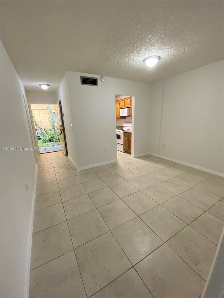 ROYAL PALM 47 CONDO - Residential Lease