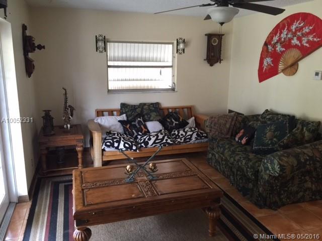 Boca Raton Square Unit 19 - Residential Lease