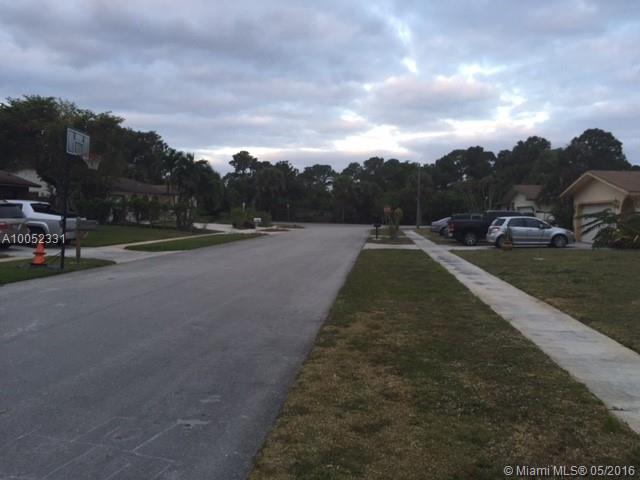 Boca Raton Square Unit 19 - Residential Lease