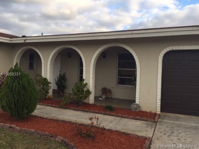 Boca Raton Square Unit 19 - Residential Lease