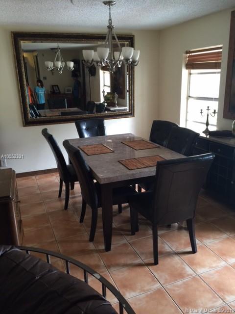 Boca Raton Square Unit 19 - Residential Lease