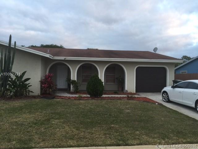 Boca Raton Square Unit 19 - Residential Lease