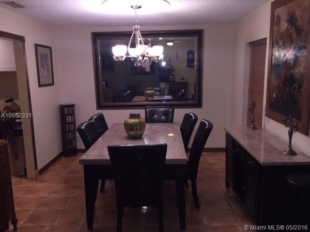 Boca Raton Square Unit 19 - Residential Lease