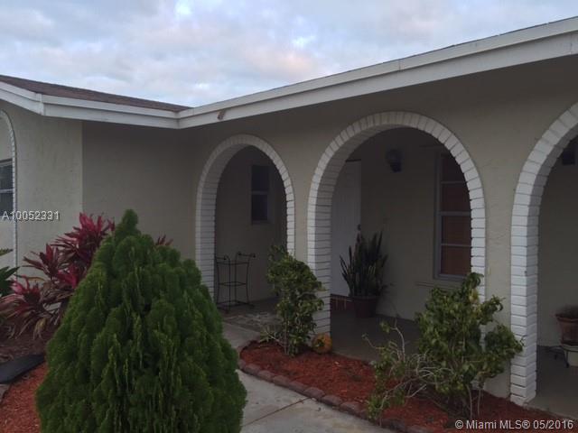 Boca Raton Square Unit 19 - Residential Lease