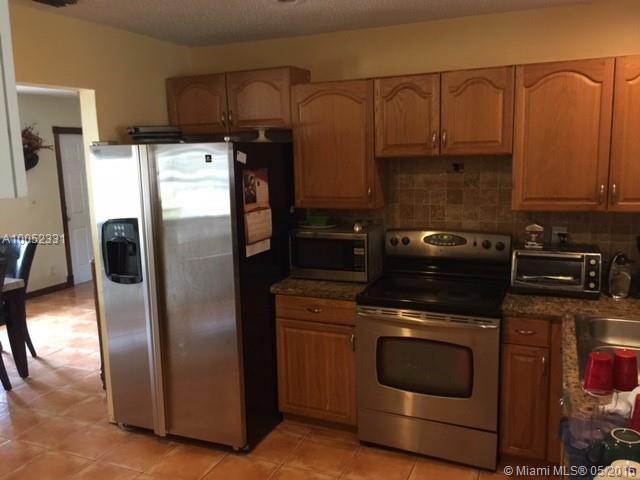 Boca Raton Square Unit 19 - Residential Lease