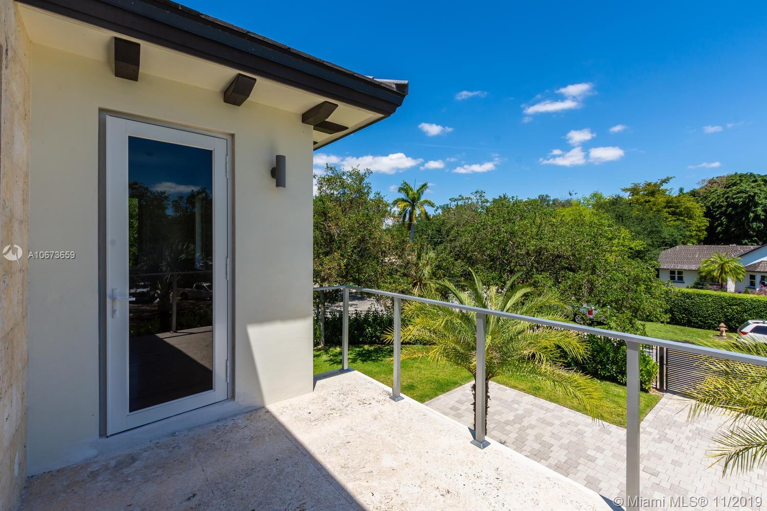 GRANADA PARK AMD - Residential