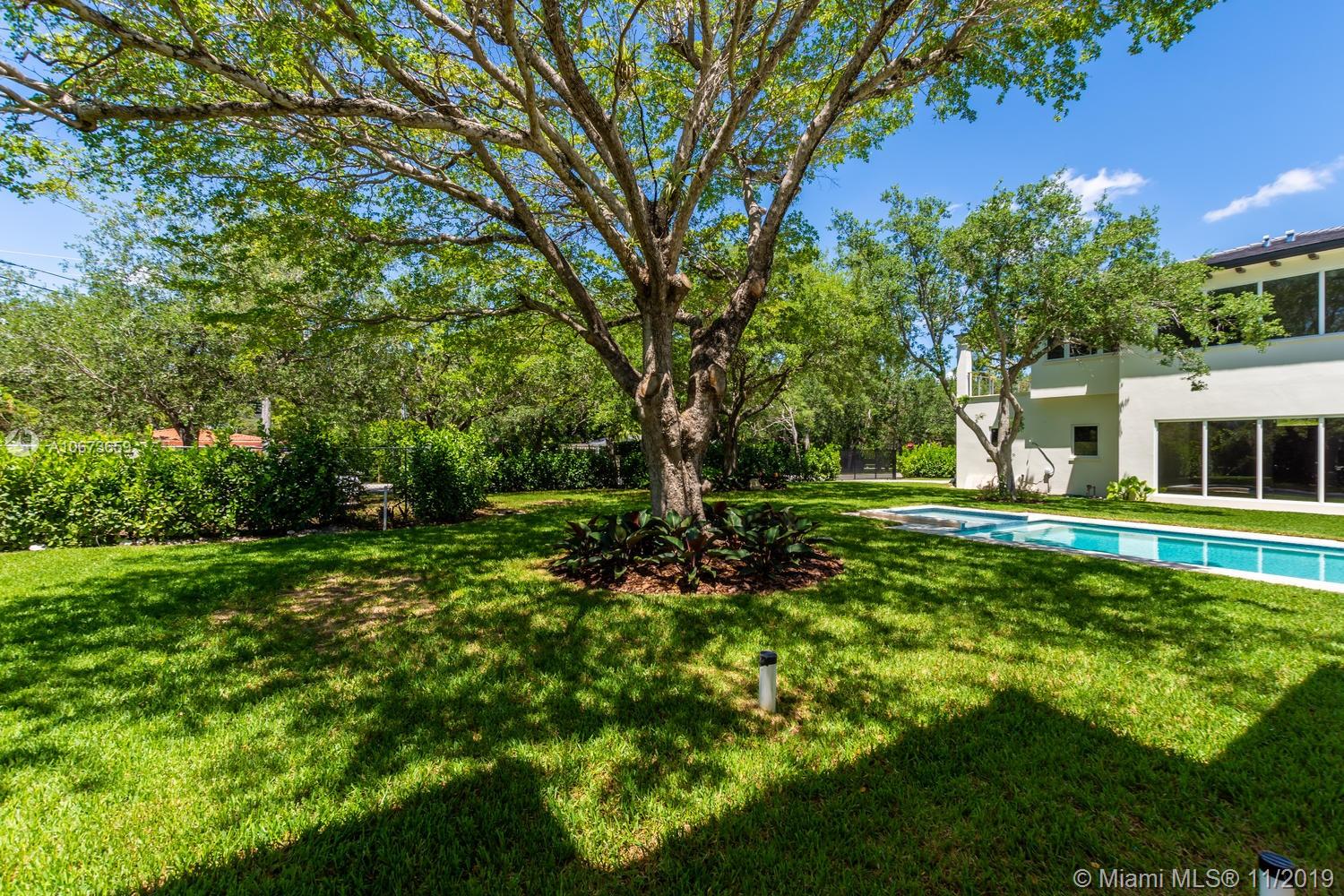 GRANADA PARK AMD - Residential