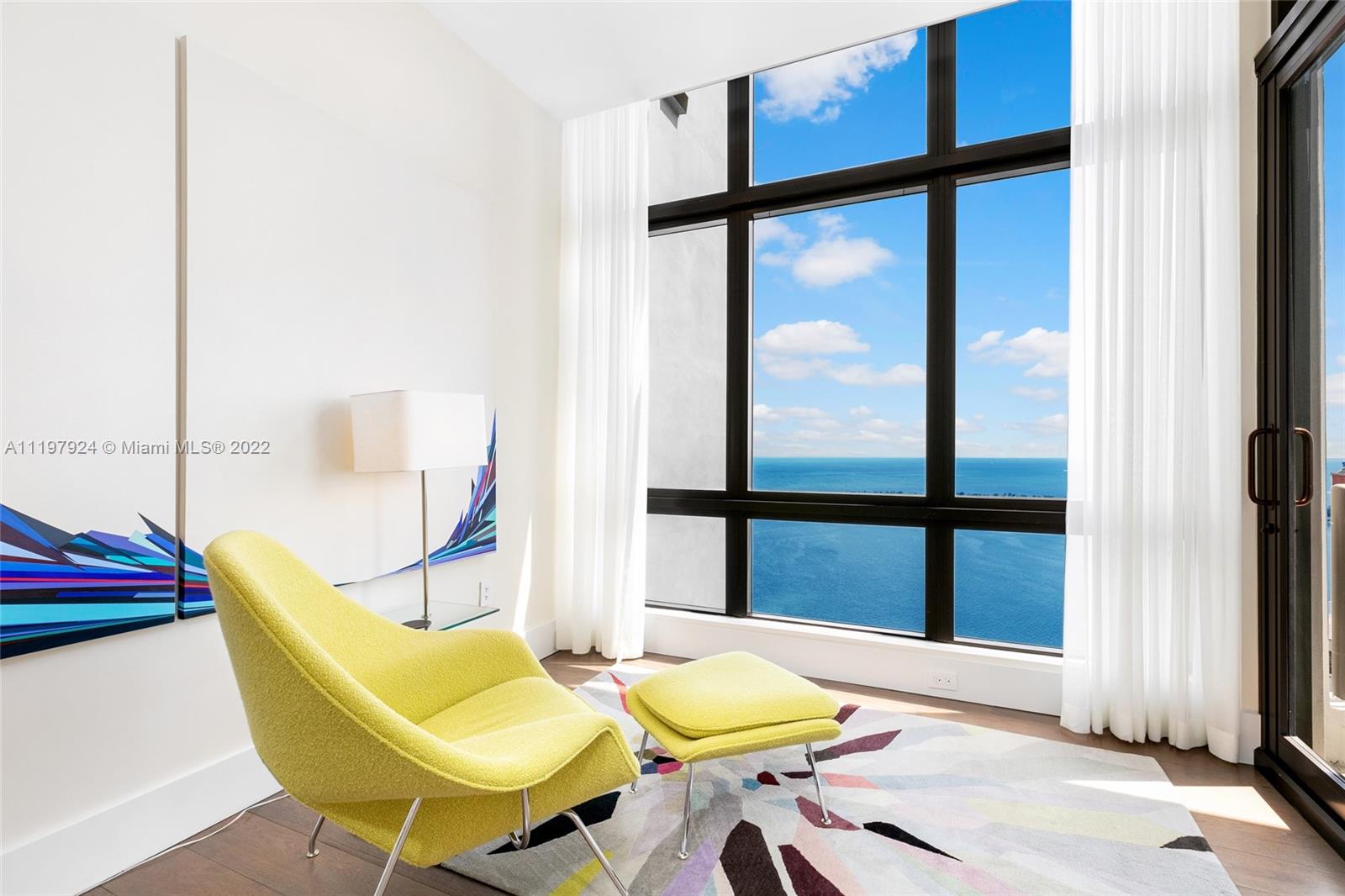 VILLA REGINA CONDO - Residential