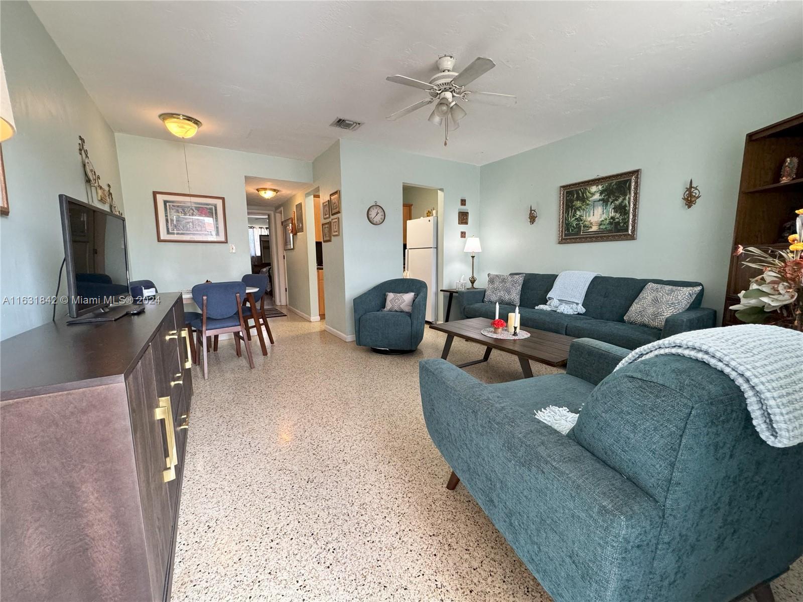 6TH ADDN TO HIALEAH AMD - Residential