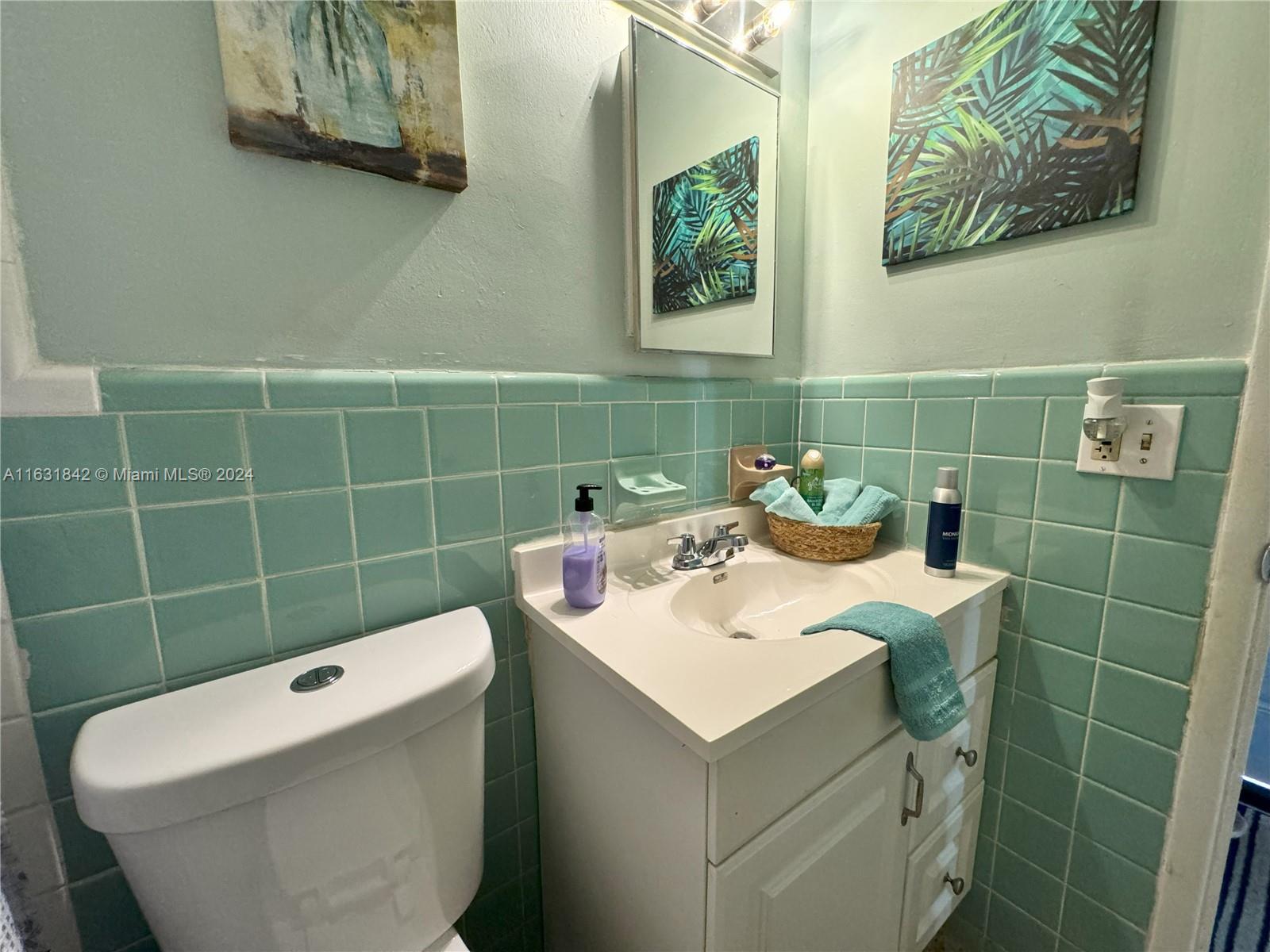 6TH ADDN TO HIALEAH AMD - Residential