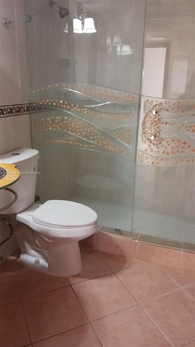 CELEBRITY POINT CONDO - Residential Lease