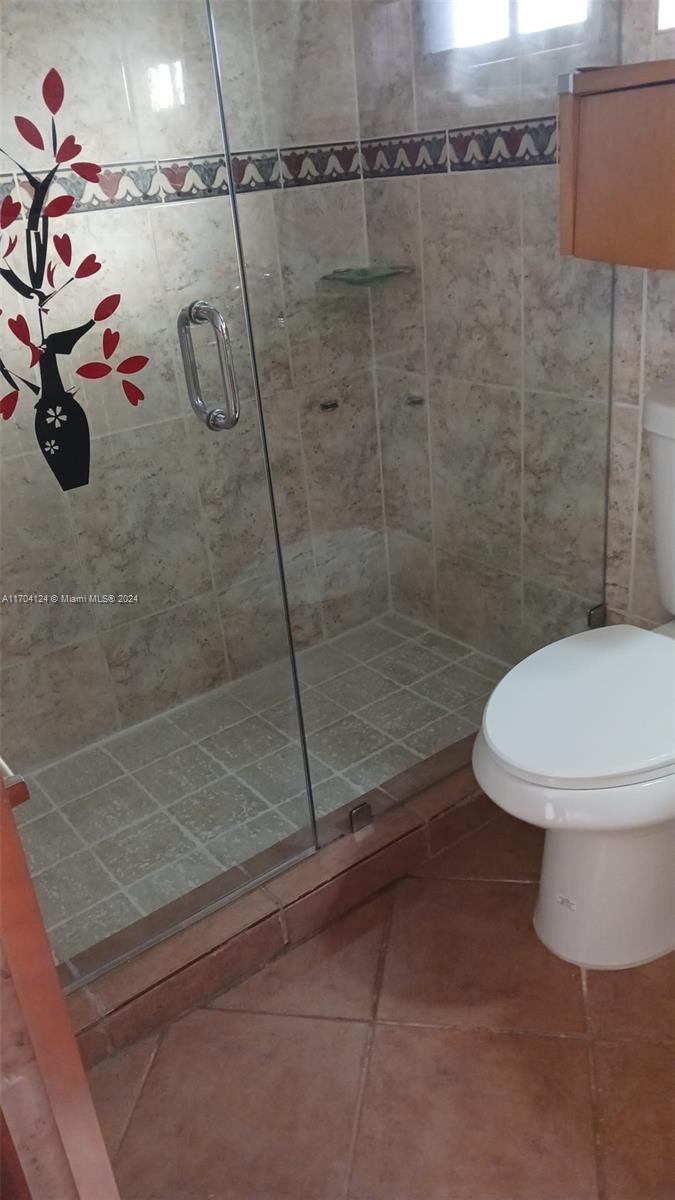 CELEBRITY POINT CONDO - Residential Lease