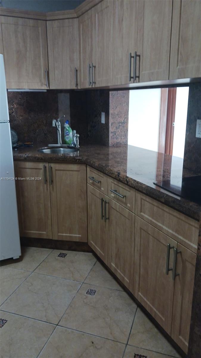 CELEBRITY POINT CONDO - Residential Lease