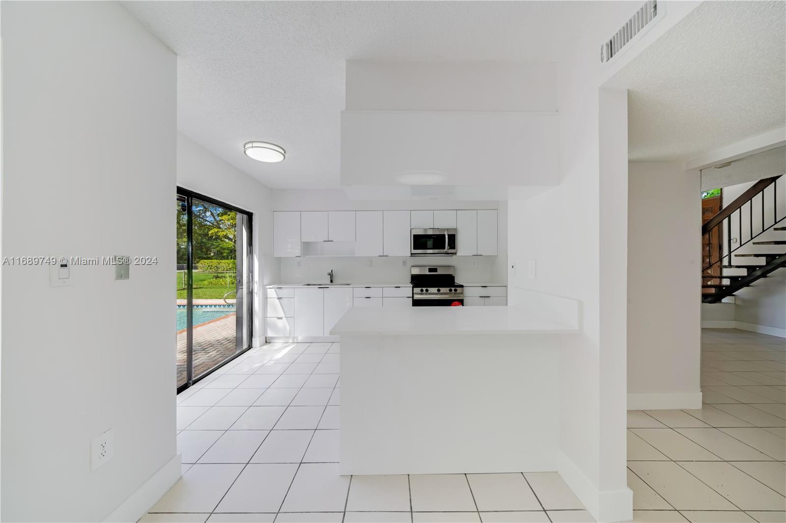 GREENWAY LAKES SEC 3 - Residential Lease