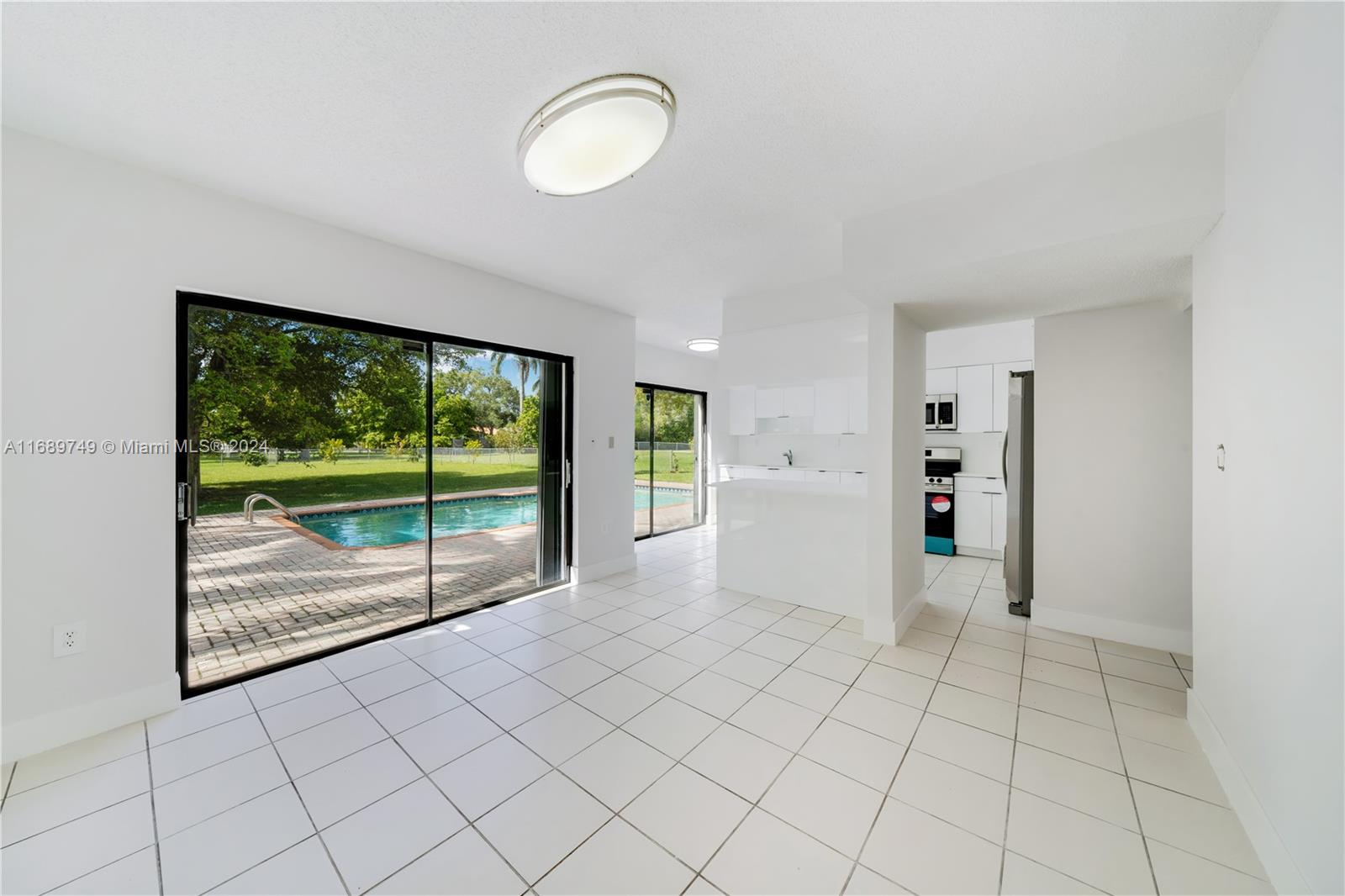 GREENWAY LAKES SEC 3 - Residential Lease