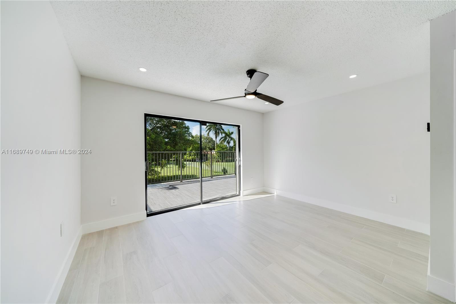 GREENWAY LAKES SEC 3 - Residential Lease