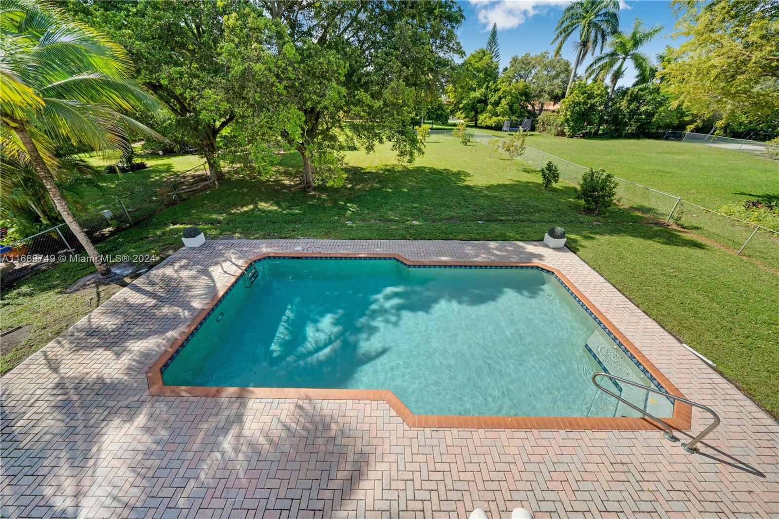 GREENWAY LAKES SEC 3 - Residential Lease