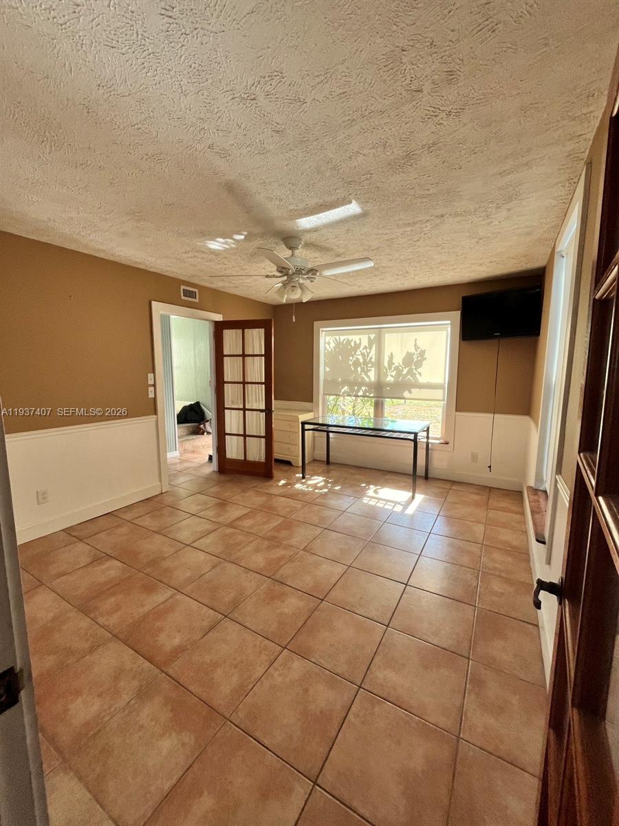 NORTH HOBE SOUND SHORES - Residential