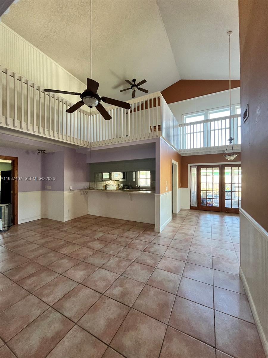 NORTH HOBE SOUND SHORES - Residential