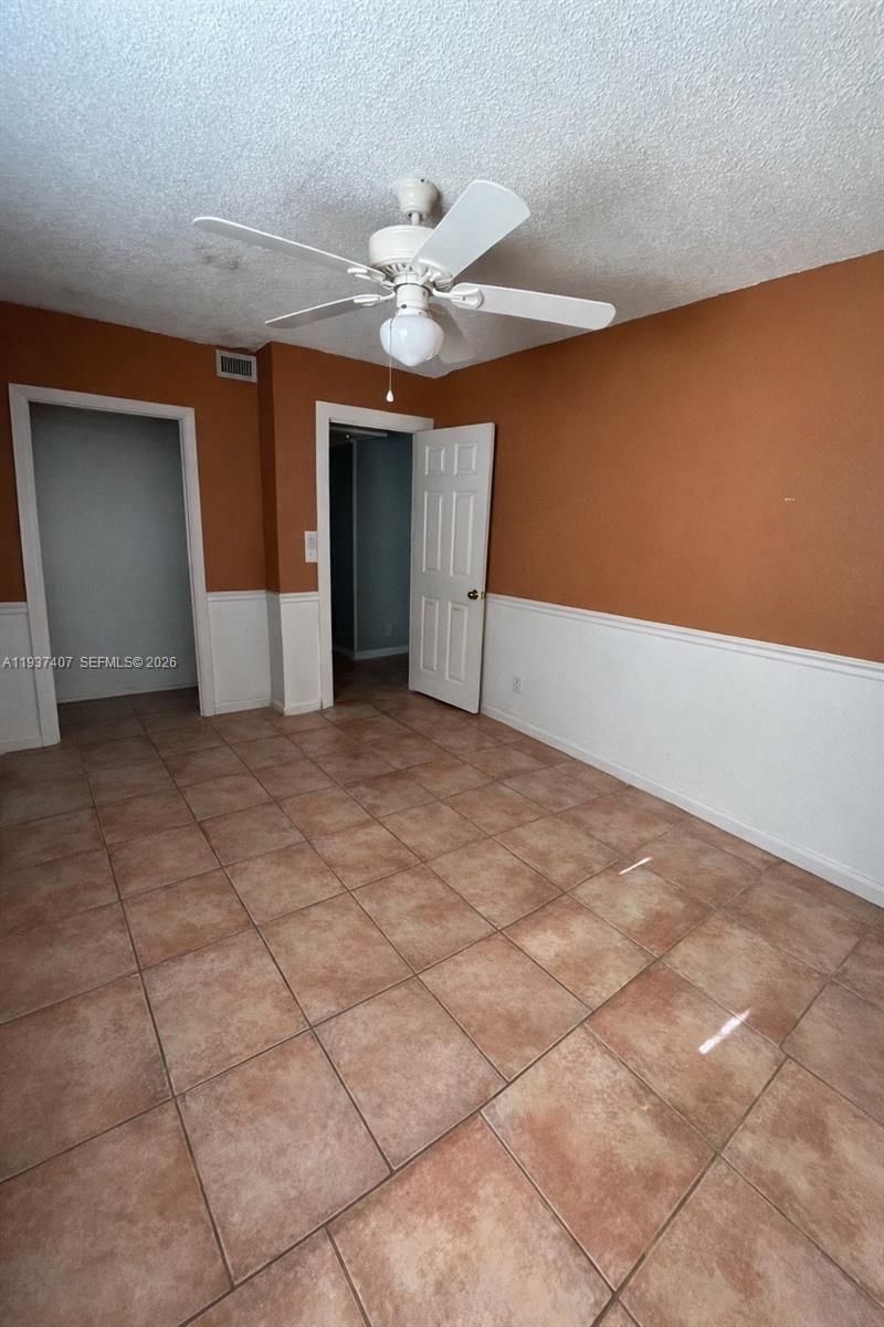 NORTH HOBE SOUND SHORES - Residential