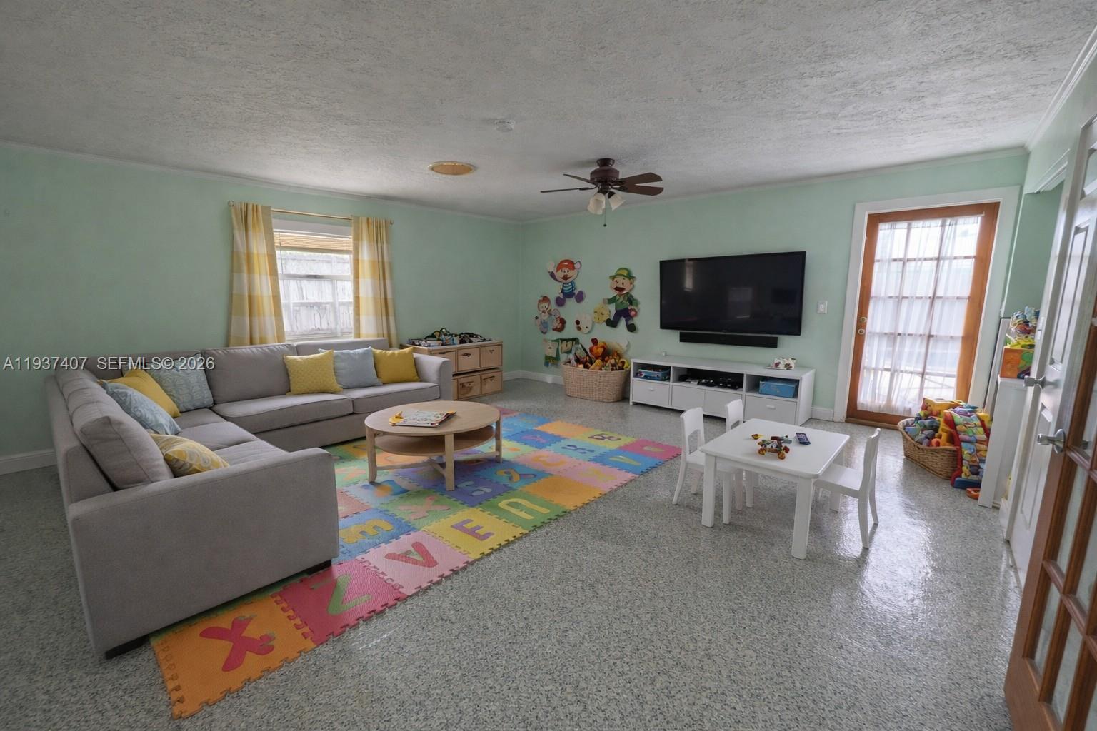 NORTH HOBE SOUND SHORES - Residential