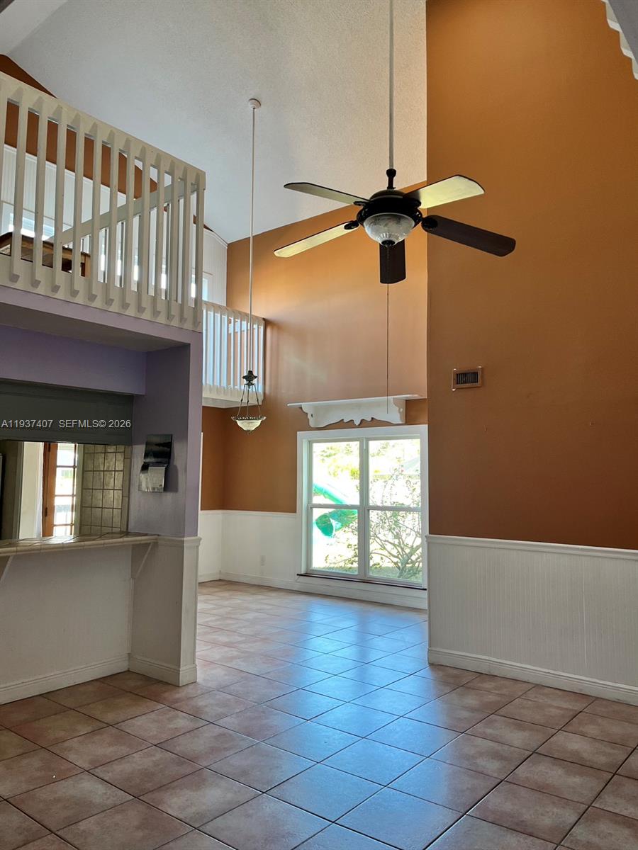 NORTH HOBE SOUND SHORES - Residential
