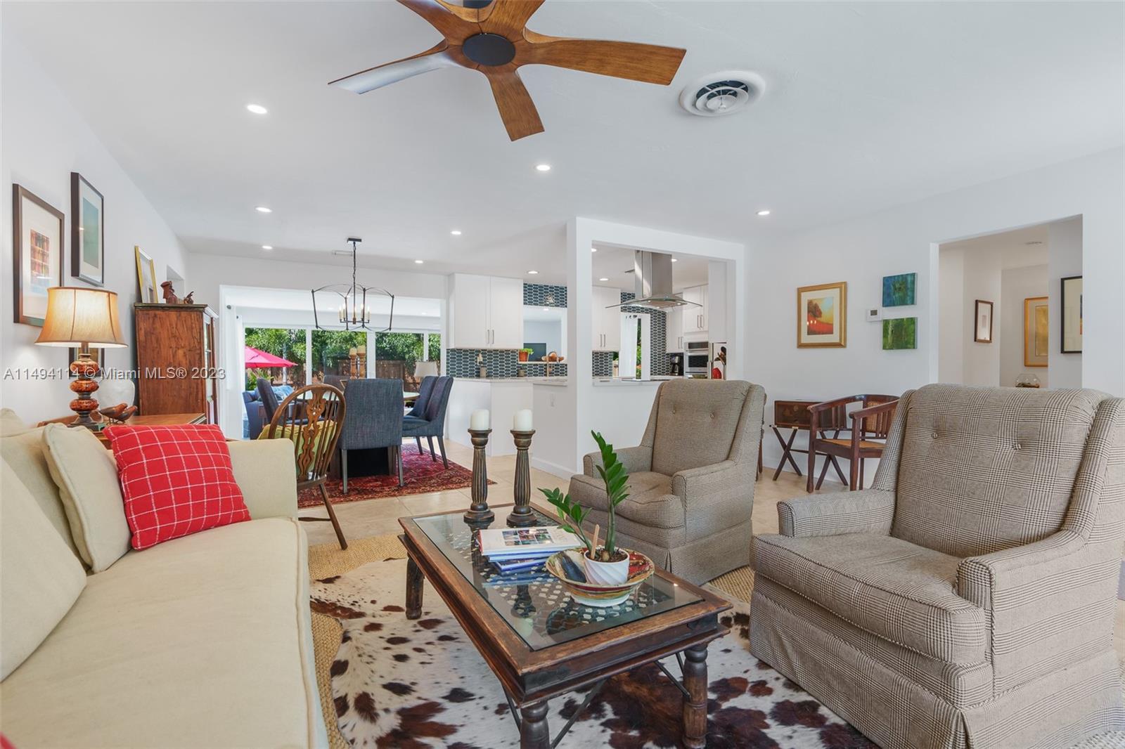 CORAL ESTATES - Residential Lease