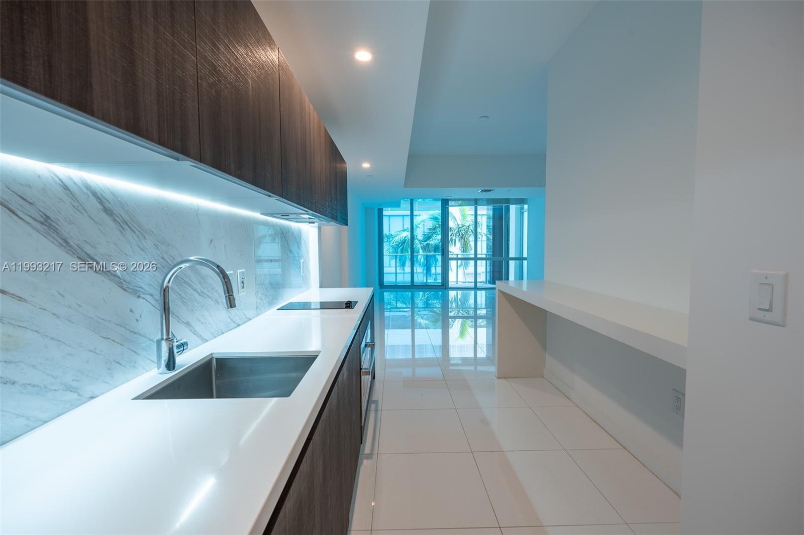 PARAMOUNT MIAMI WORLDCENT - Residential