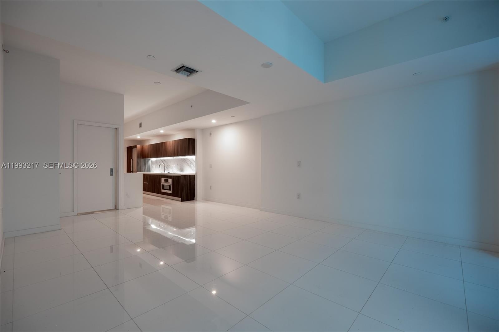 PARAMOUNT MIAMI WORLDCENT - Residential