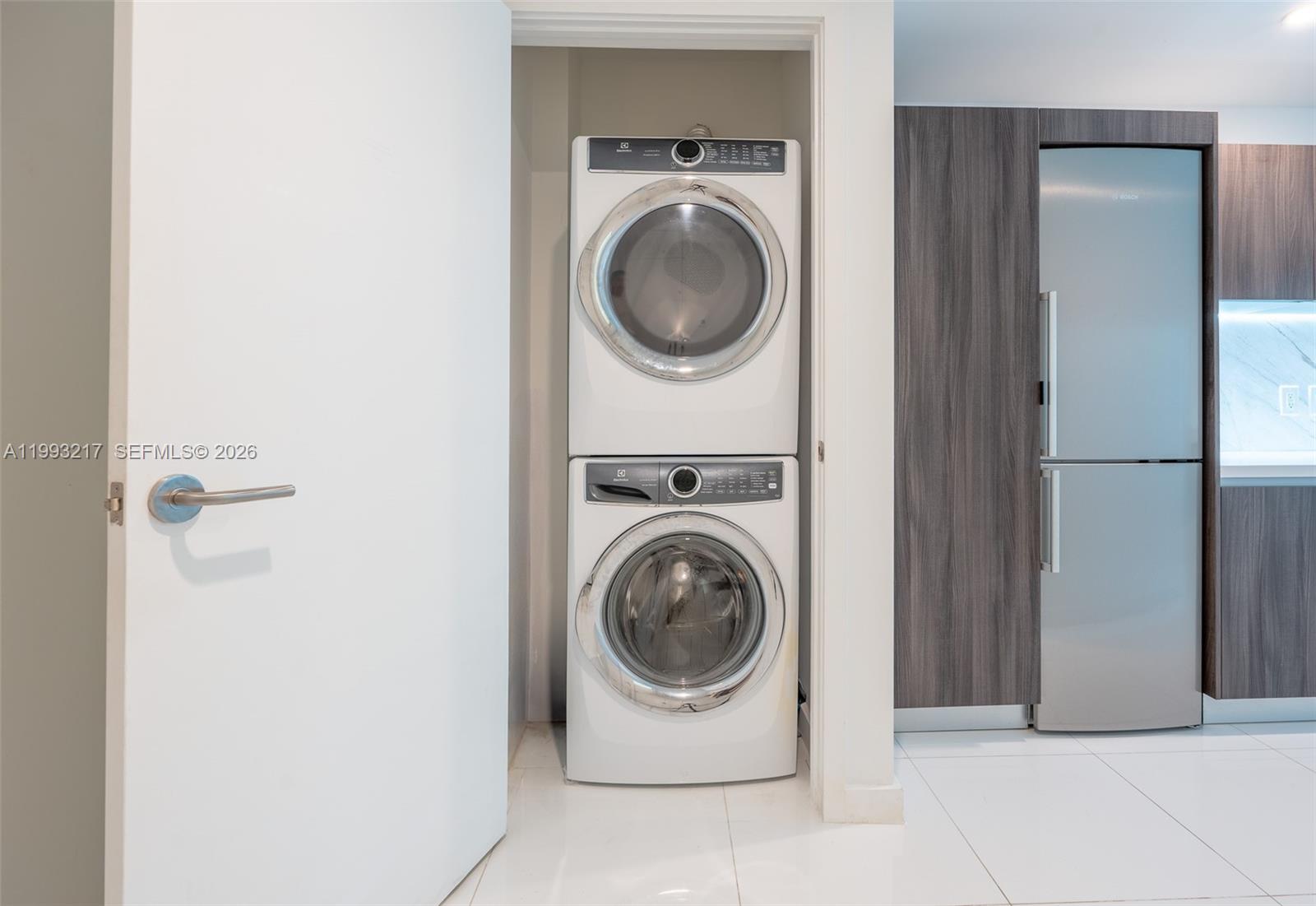 PARAMOUNT MIAMI WORLDCENT - Residential