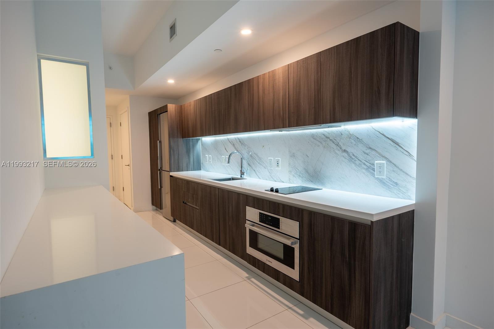 PARAMOUNT MIAMI WORLDCENT - Residential