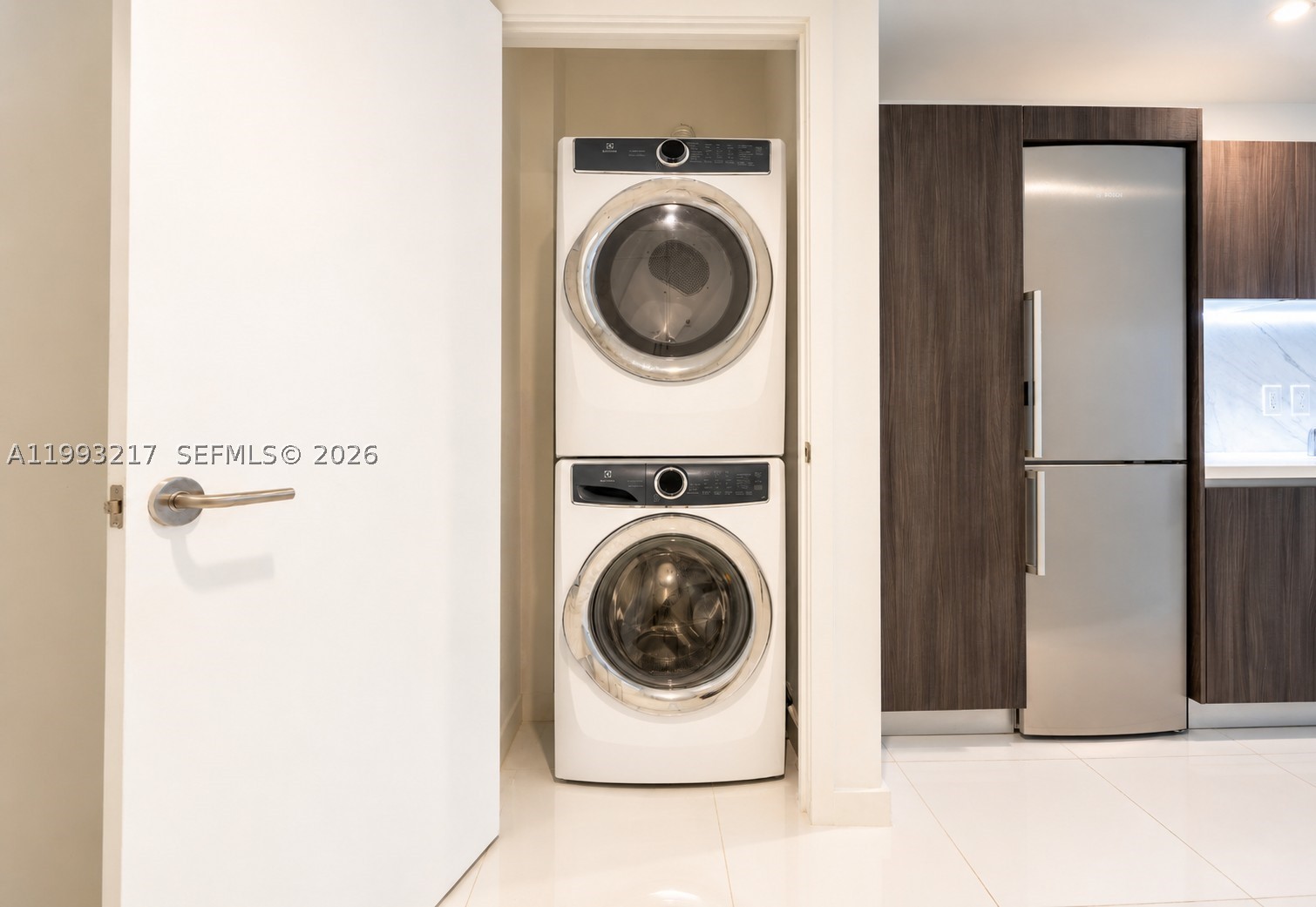 PARAMOUNT MIAMI WORLDCENT - Residential