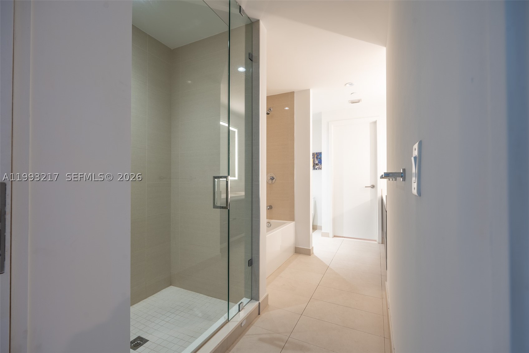 PARAMOUNT MIAMI WORLDCENT - Residential