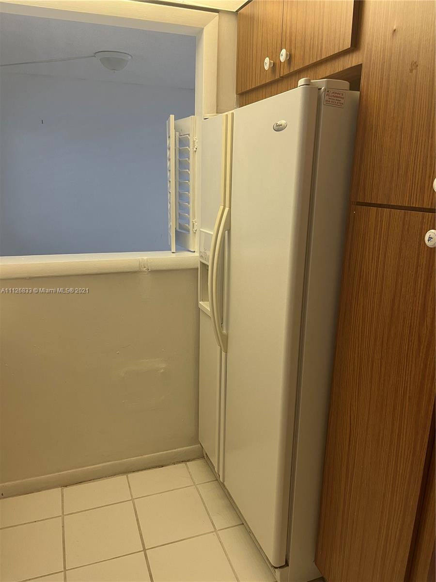 SANTA MONICA CONDO - Residential