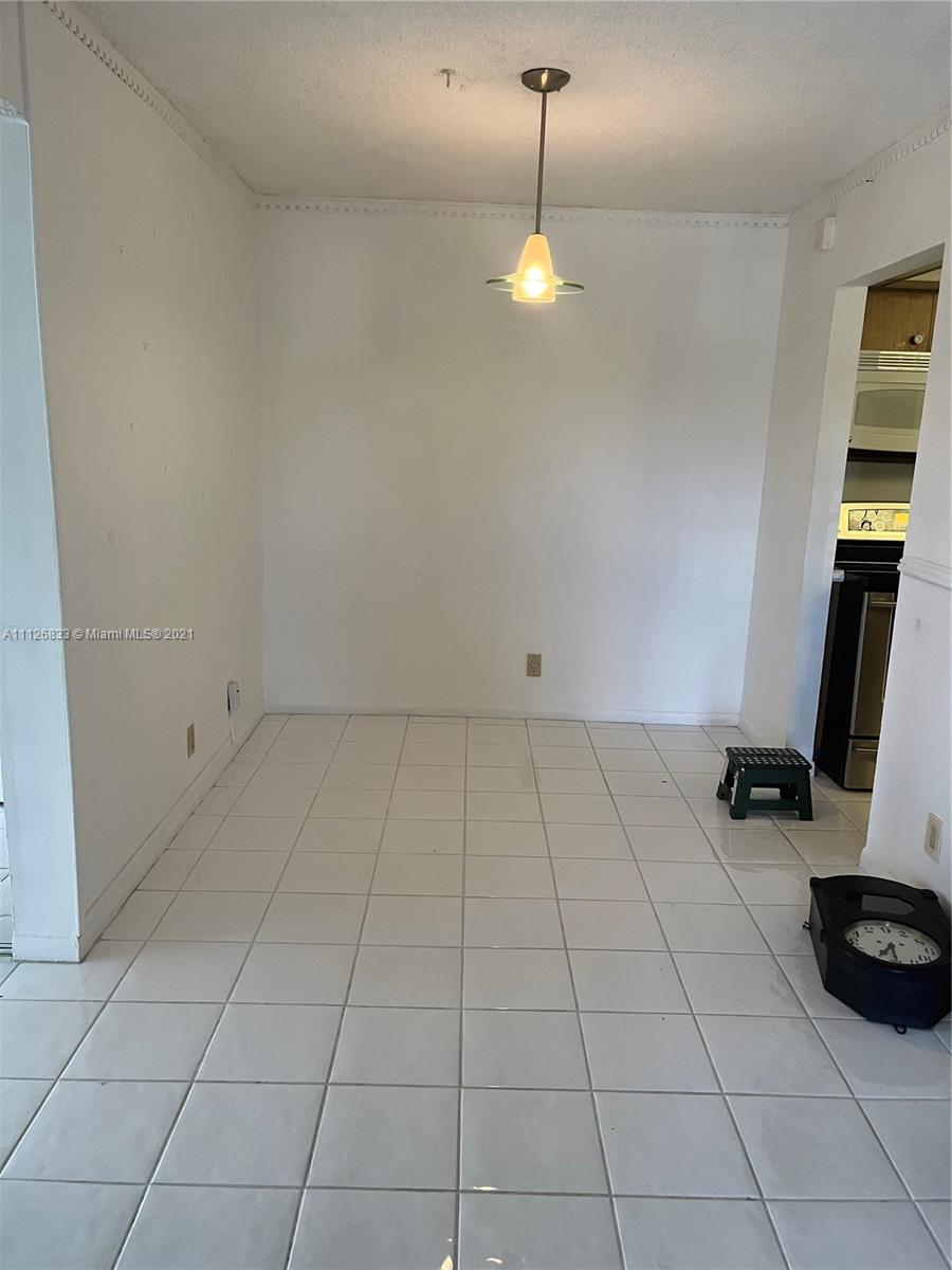 SANTA MONICA CONDO - Residential