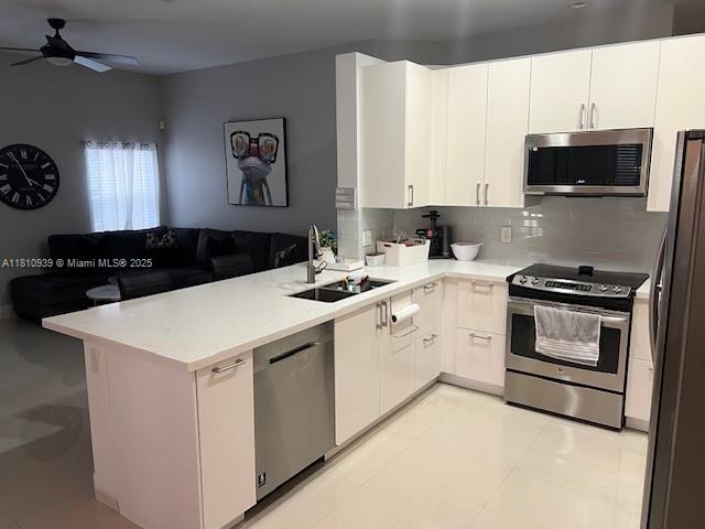 SECTOR 2-PARCELS 11 27 28 - Residential