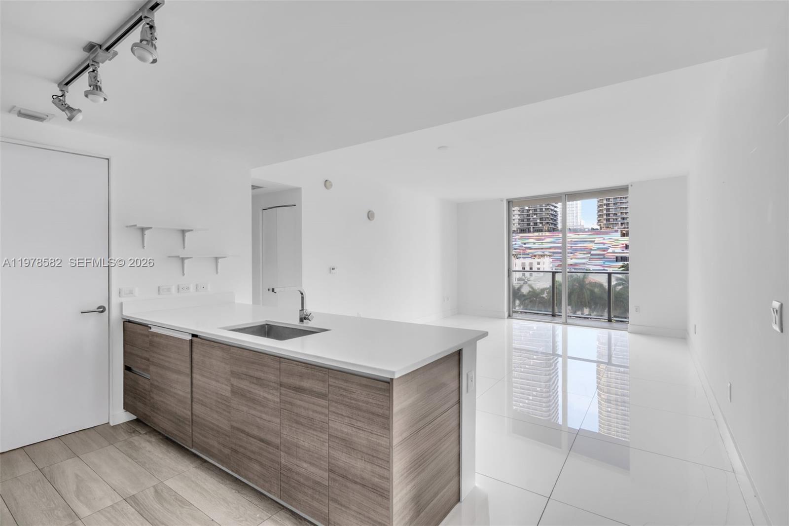 1100 MILLECENTO RESIDENCE - Residential Lease