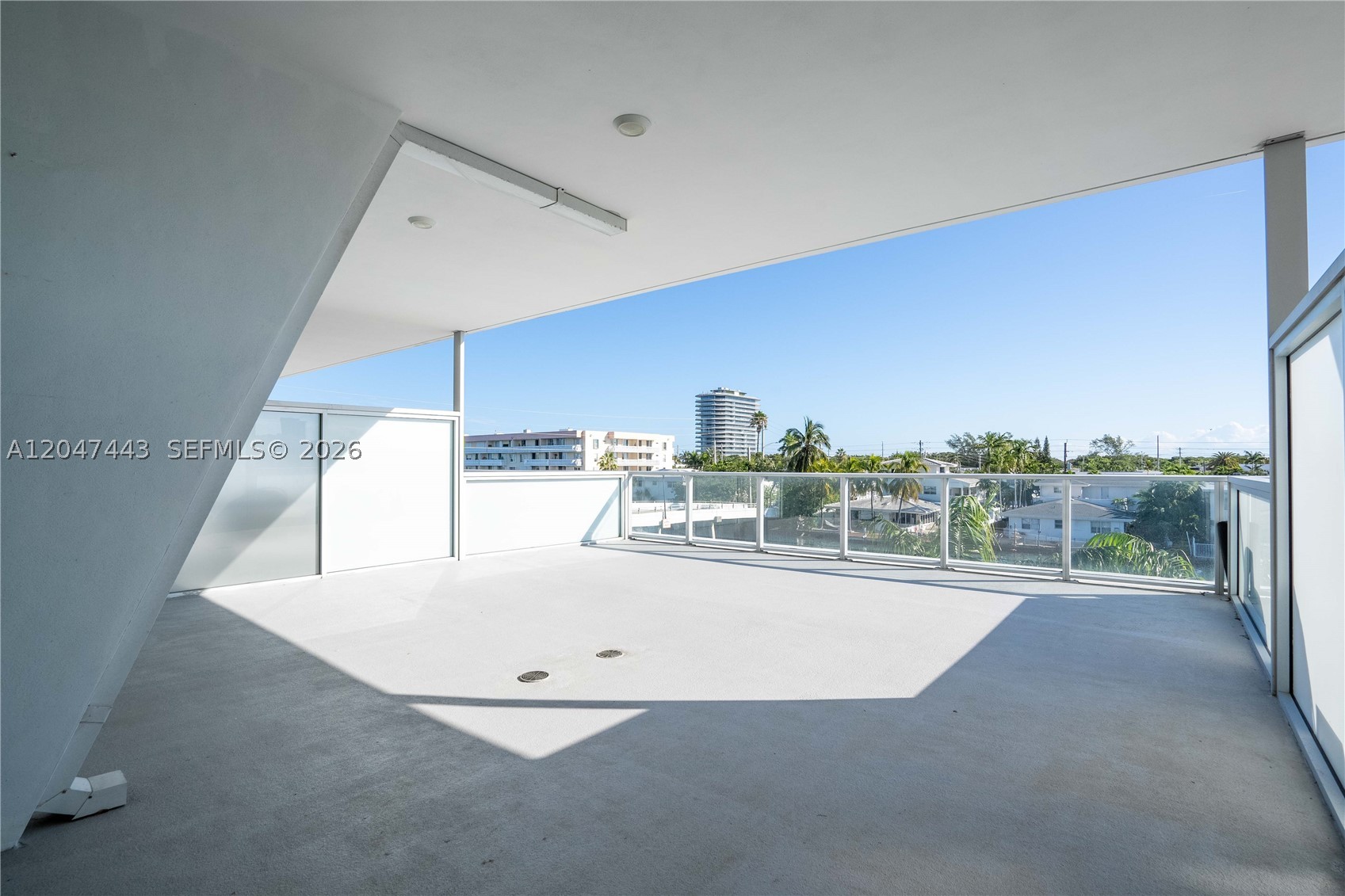 BISCAYNE BEACH SUB - Residential Lease