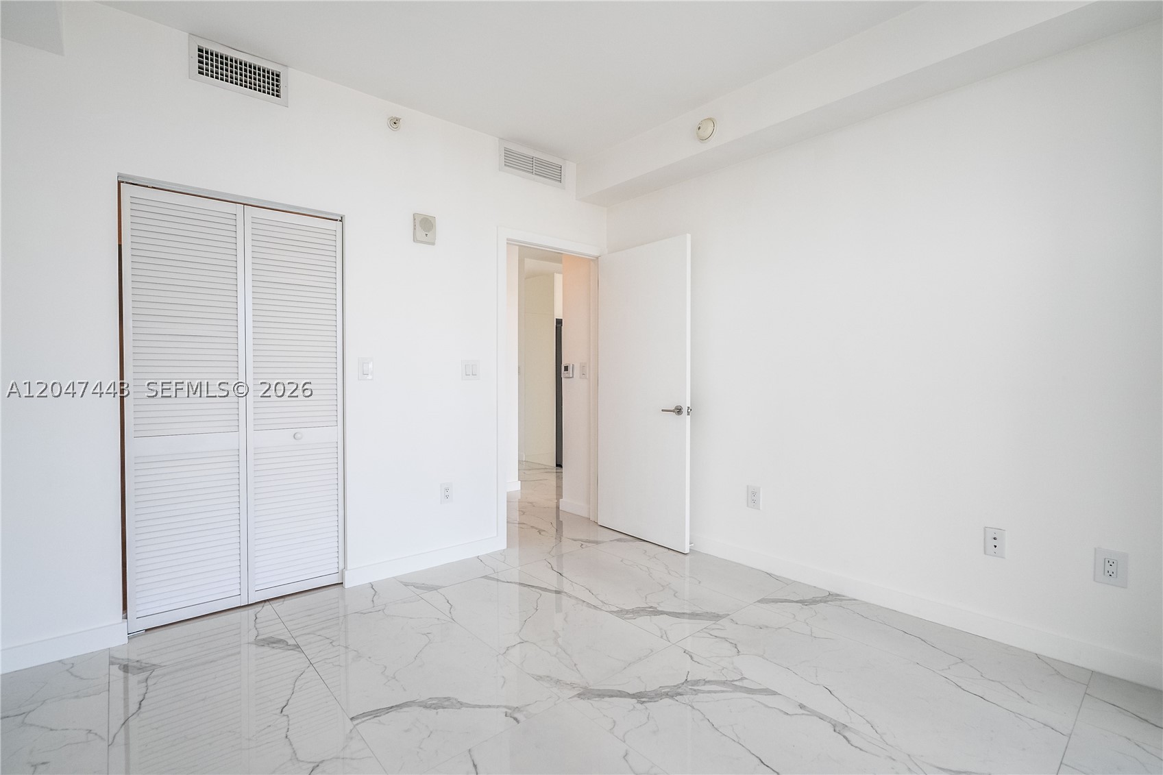 BISCAYNE BEACH SUB - Residential Lease