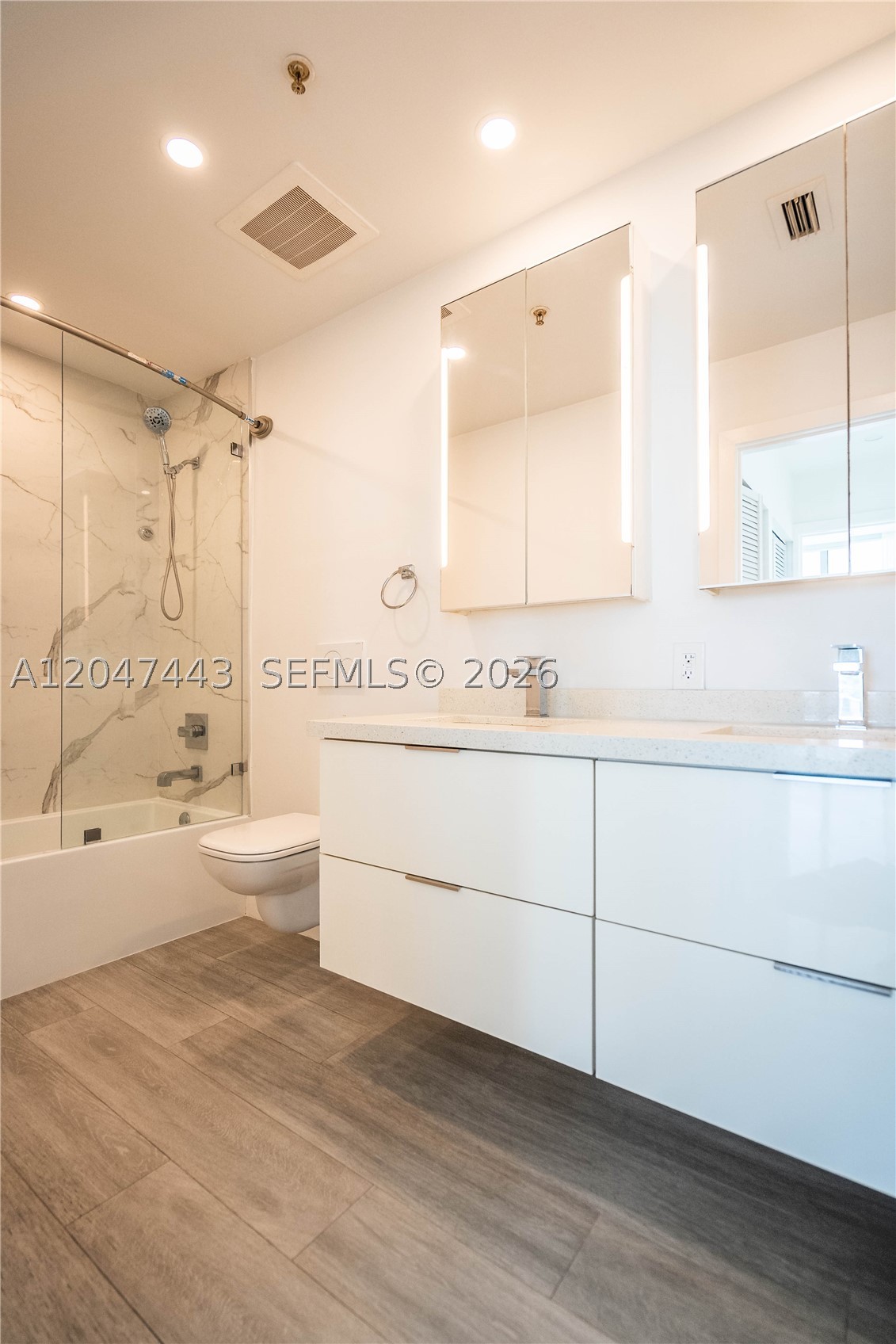 BISCAYNE BEACH SUB - Residential Lease