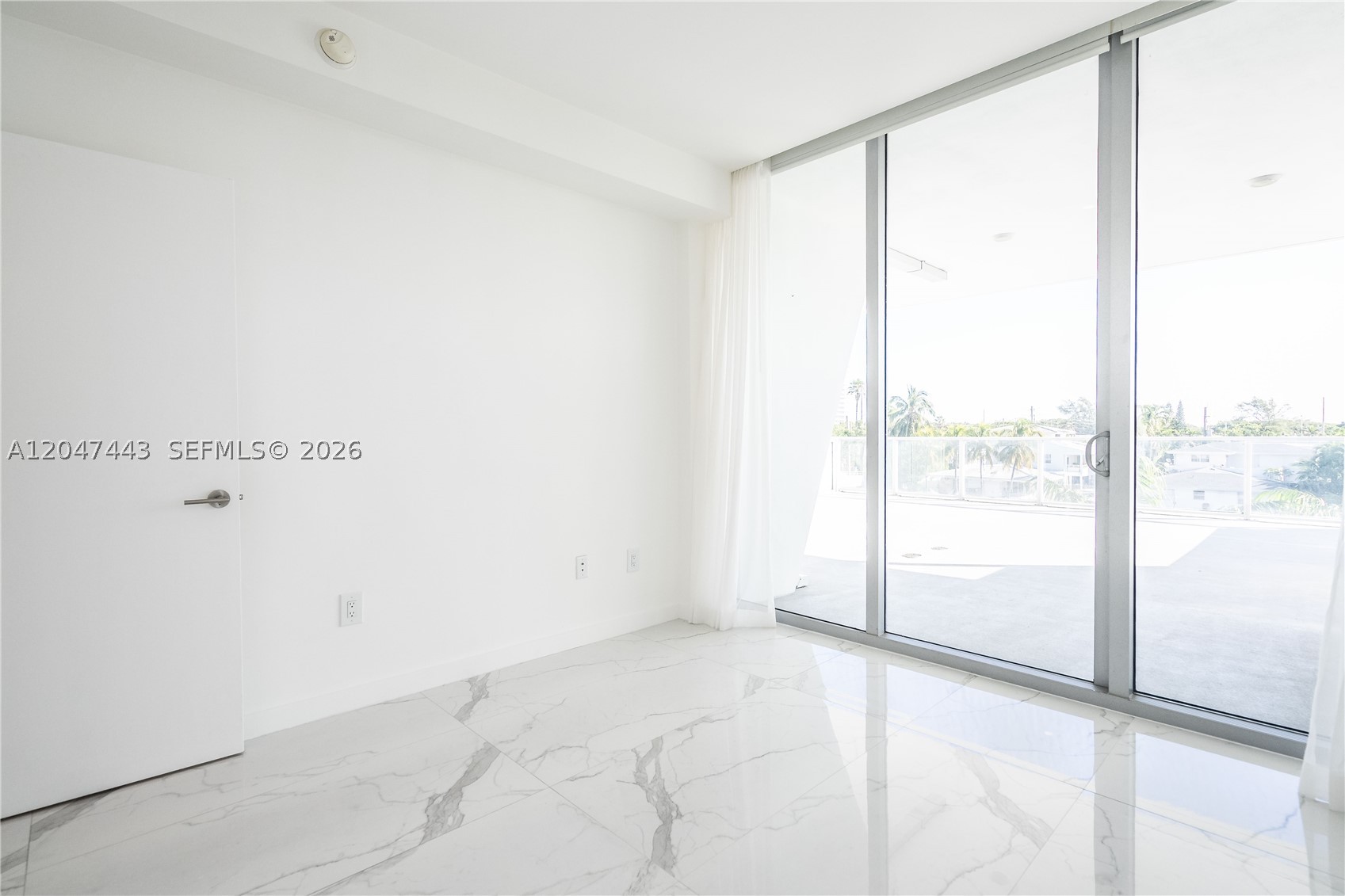 BISCAYNE BEACH SUB - Residential Lease