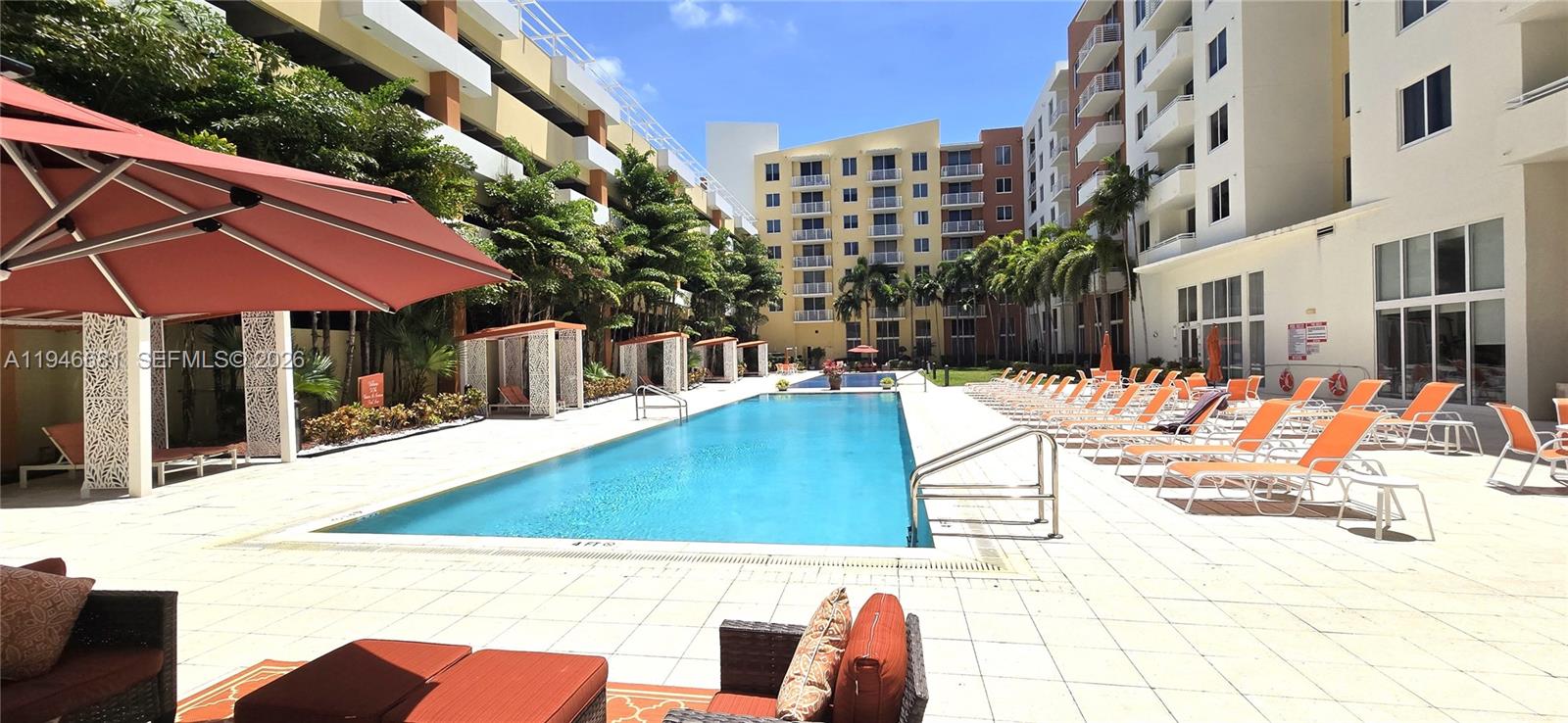 VENTURE AT AVENTURA WEST - Residential