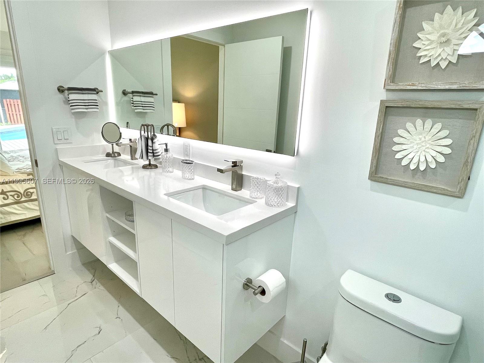LAUDERDALE ISLES NO 2-BLK - Residential