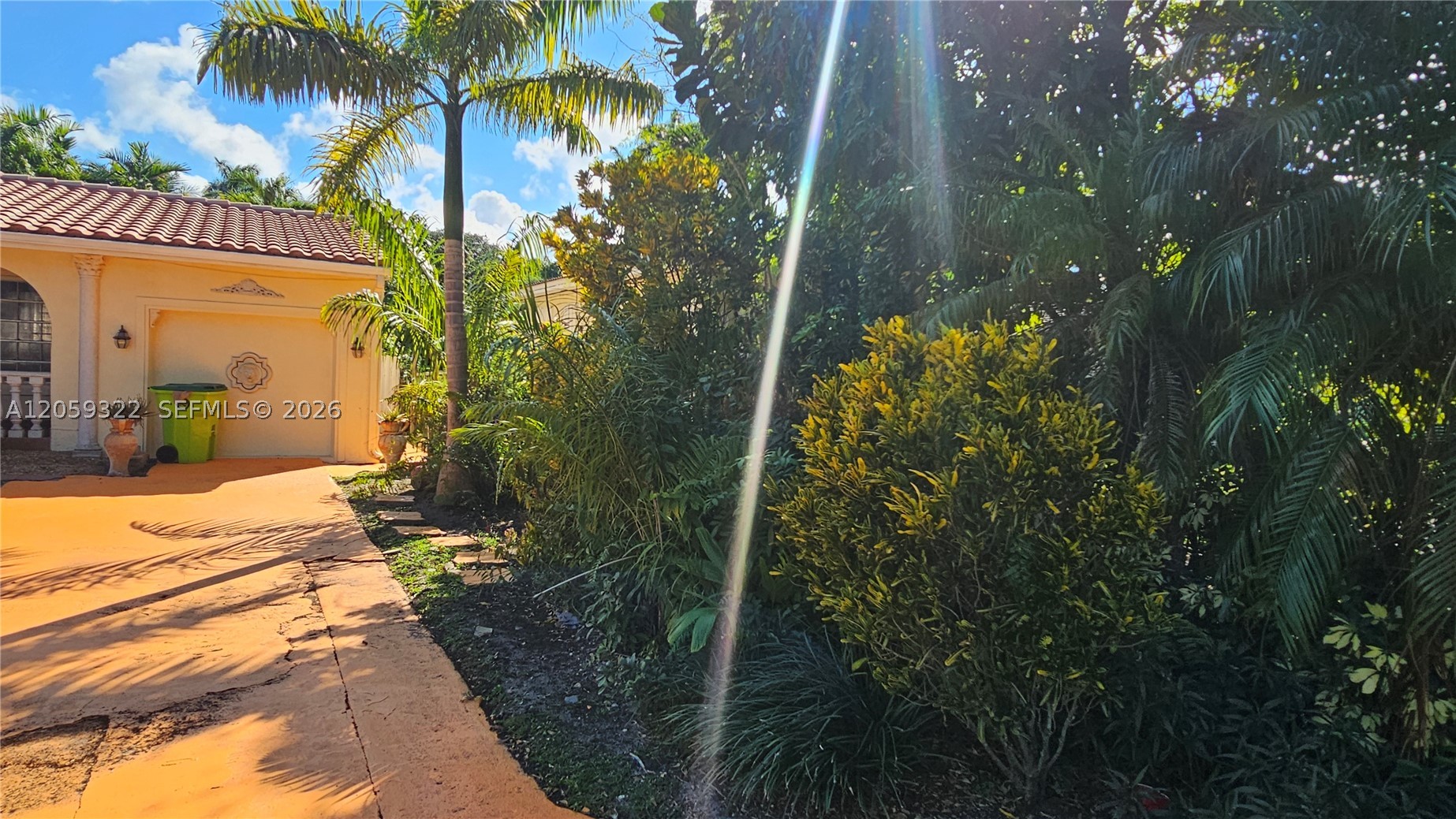 HOMEDALE - Residential