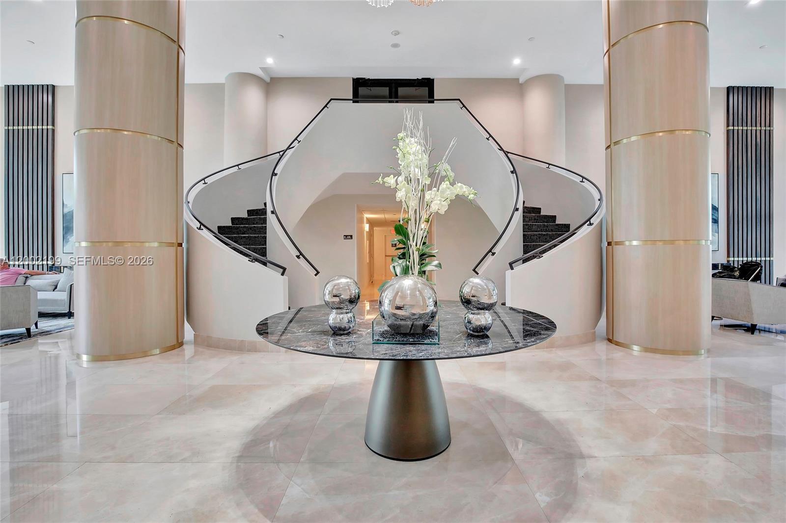 MYSTIC POINTE TOWER 400 C - Residential