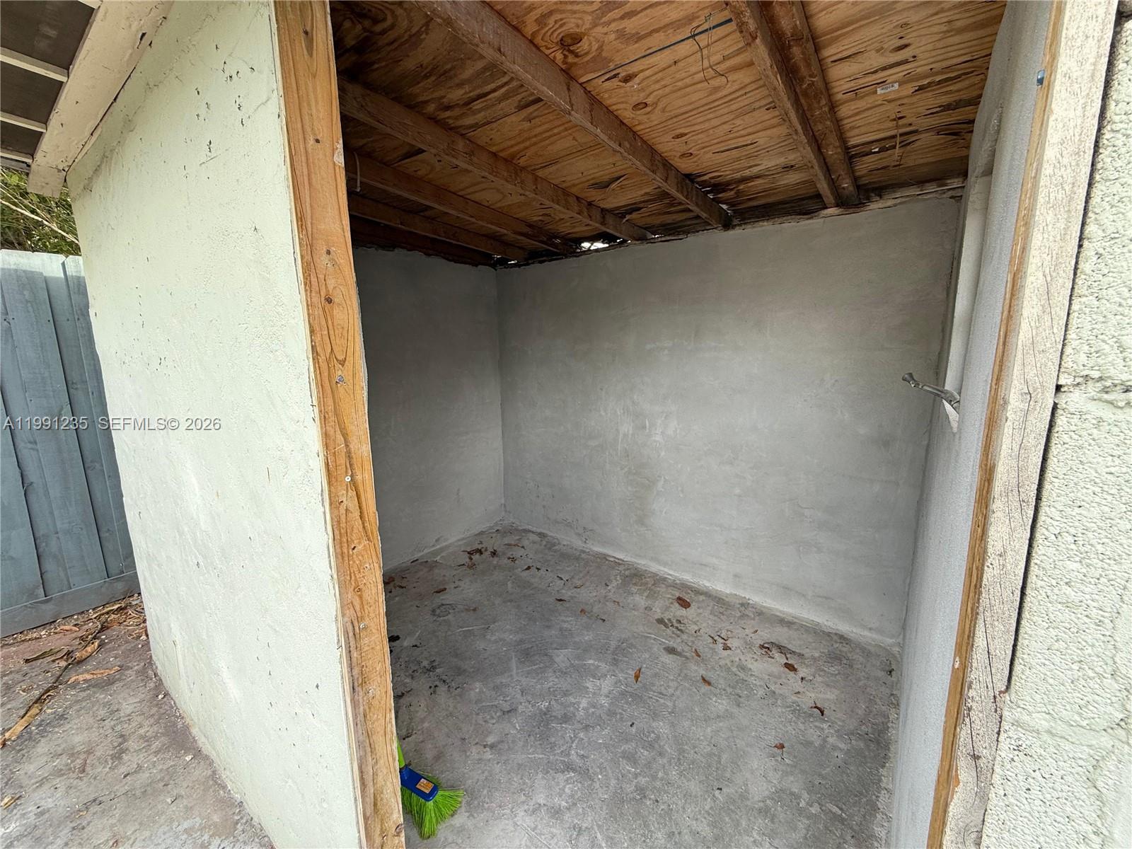 CAROL CITY GDNS 1ST ADDN - Residential Income