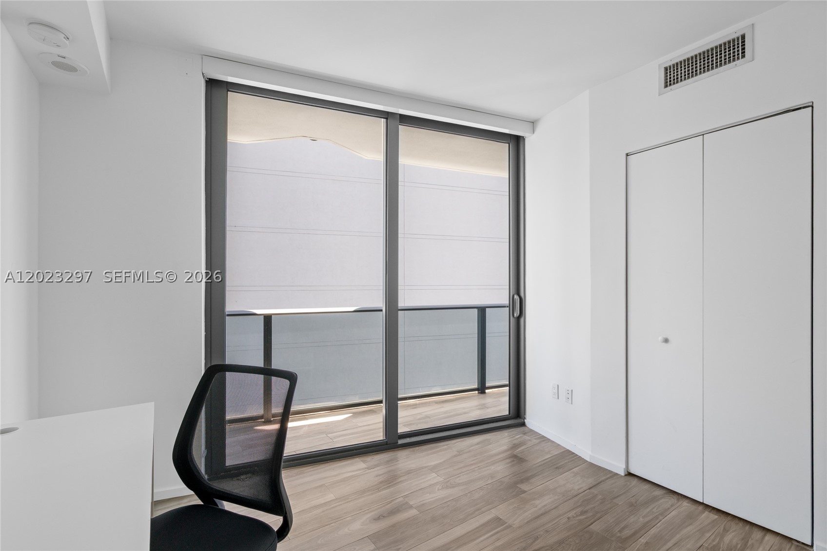 801 SMA RESIDENCES CONDO - Residential Lease