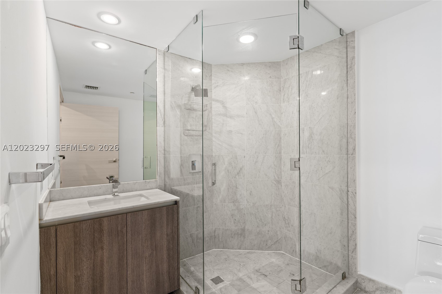 801 SMA RESIDENCES CONDO - Residential Lease