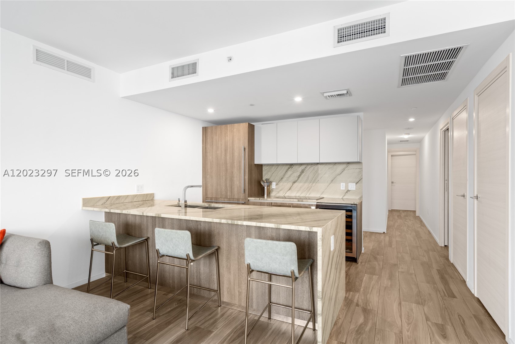 801 SMA RESIDENCES CONDO - Residential Lease